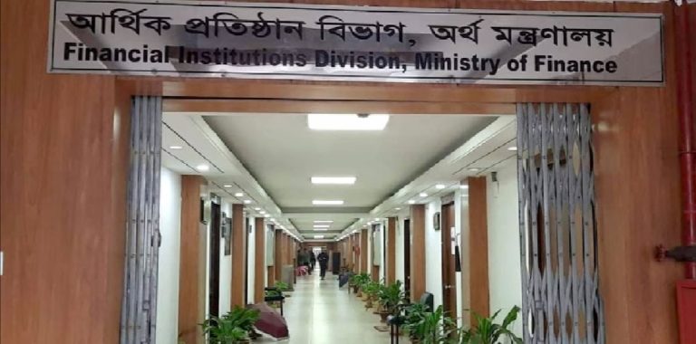 সরকারি টাকায় সবধরনের বিদেশ সফর বন্ধ