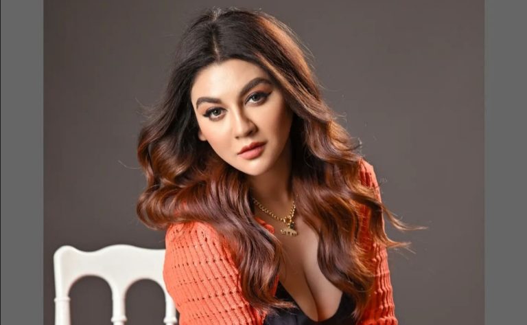 এবার হিন্দি সিনেমায় দেখা যাবে জয়া আহসানকে