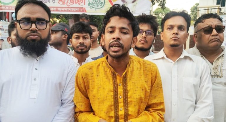 বিএনপির সন্ত্রাসীরা আ.লীগের ভূমিকায় অবতীর্ণ হয়েছে: শাকিল উজ্জামান
