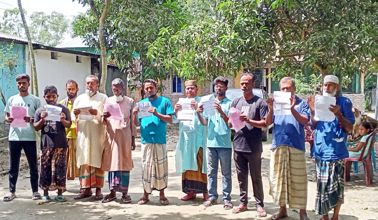 টাঙ্গাইলে গ্রাহকের ঘাড়ে ভূতুরে বিলের বোঝা, আকাশ-পাতাল গরমিল!
