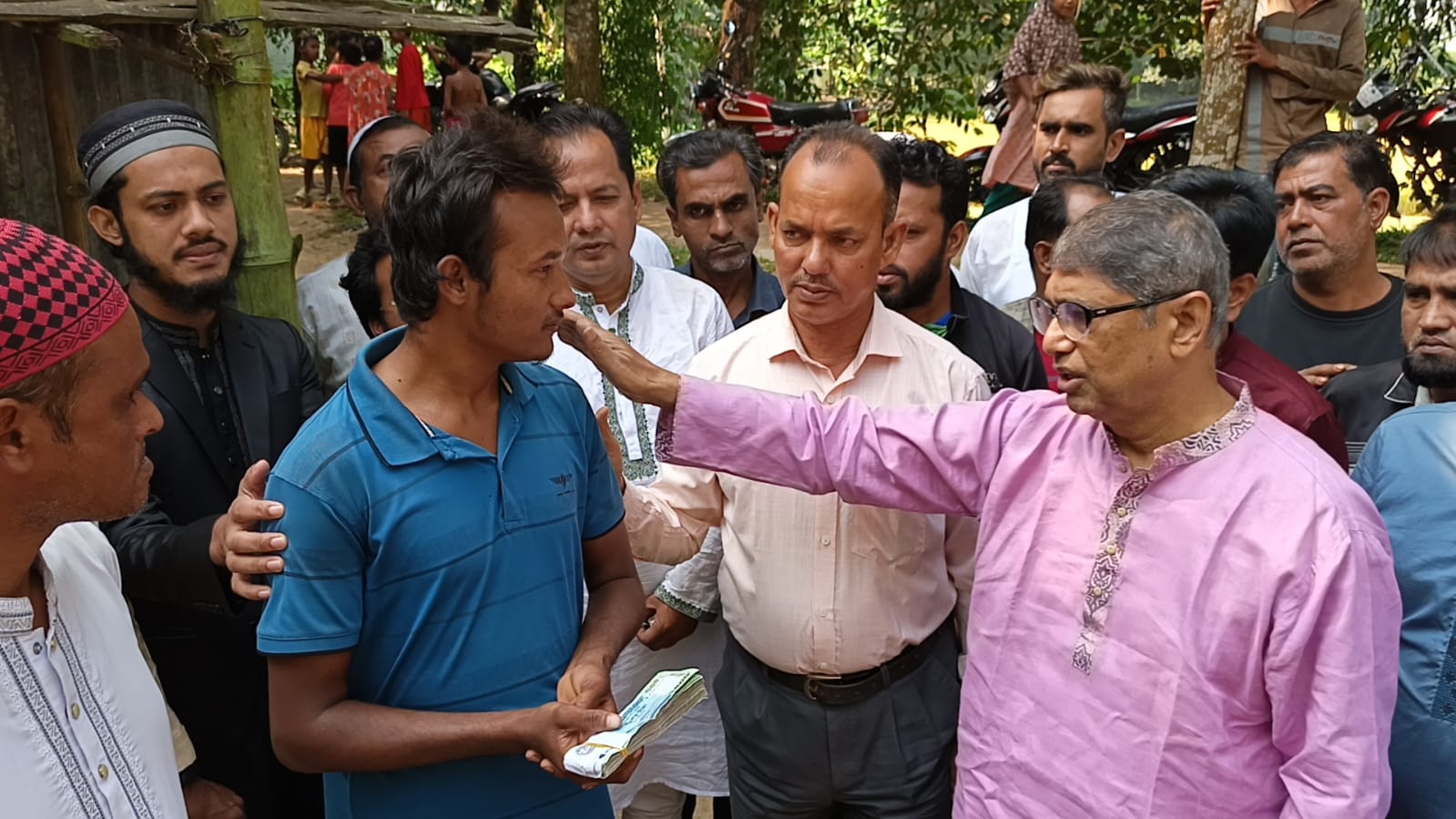 ‎যারা নাশকতা করবে তাদের বাংলাদেশের রাজনীতিতে আর কোন ঠাঁই হবে না -আযম খান ‎ – News Tangail