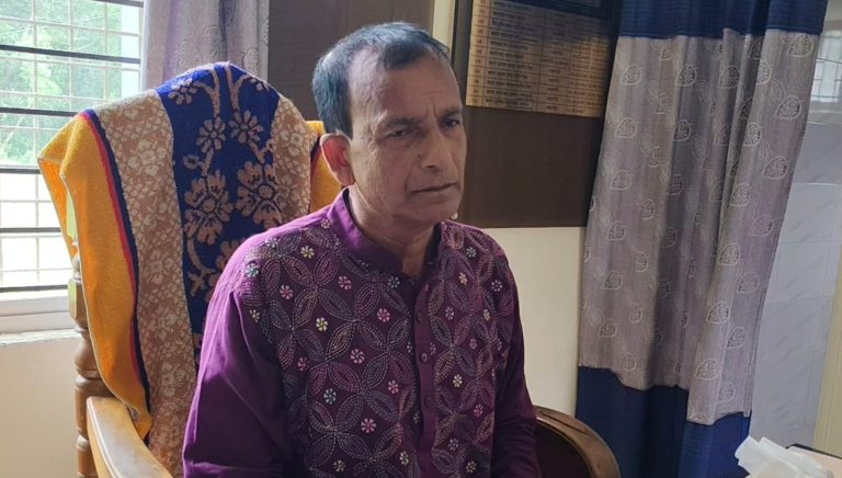 সখীপুরে প্রধান শিক্ষকের বিরুদ্ধে রেজুলেশন  বই গায়েবের অভিযোগ